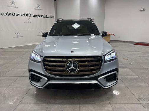 2025 Mercedes-Benz GLS 450 