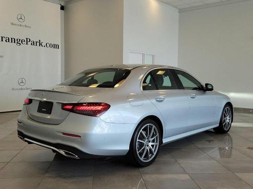 2022 Mercedes-Benz E-Class E 350