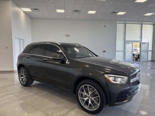 2022 Mercedes-Benz GLC 300 