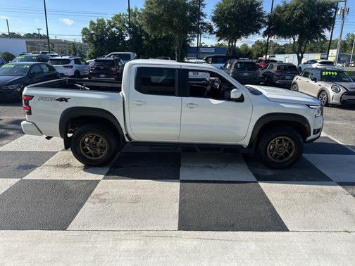 2025 Nissan Frontier PRO-4X