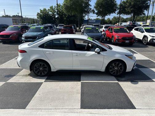 2025 Toyota Corolla SE