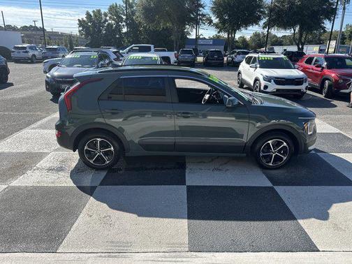 2025 Kia Niro EX