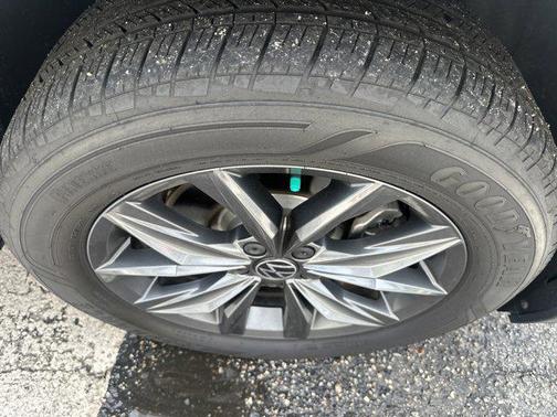 2022 Volkswagen Tiguan 2.0T SE 4MOTION