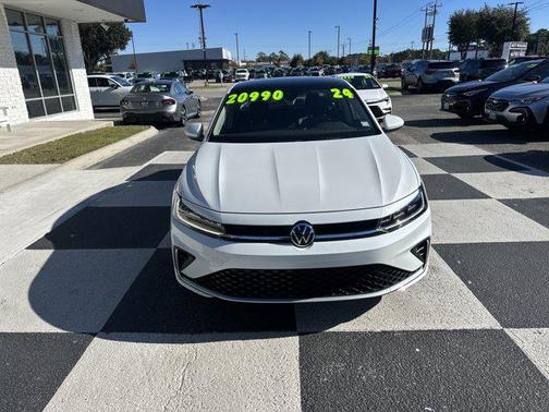 2025 Volkswagen Jetta 1.5T SE