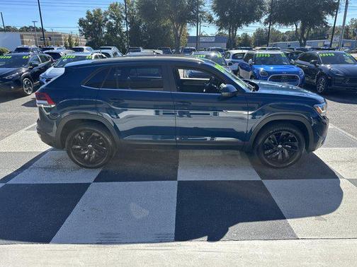 2022 Volkswagen Atlas Cross Sport 2.0T SE w/Technology 4MOTION