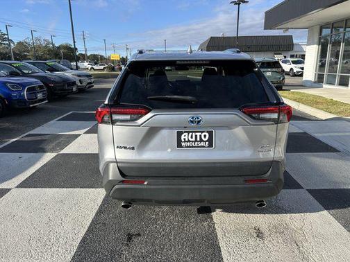 2021 Toyota RAV4 Hybrid XLE Premium