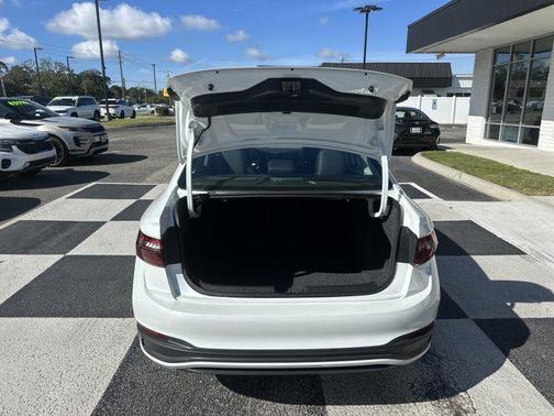 2024 Volkswagen Jetta 1.5T SE