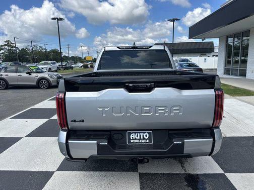 2024 Toyota Tundra Platinum