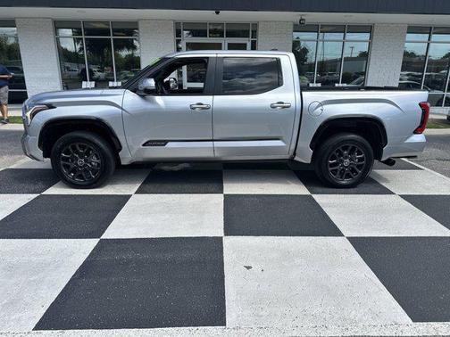 2024 Toyota Tundra Platinum