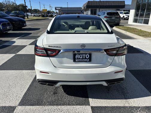 2023 Nissan Maxima 3.5 Platinum