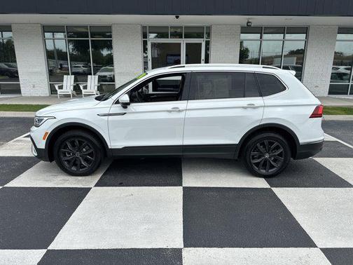 2024 Volkswagen Tiguan 2.0T SE 4MOTION