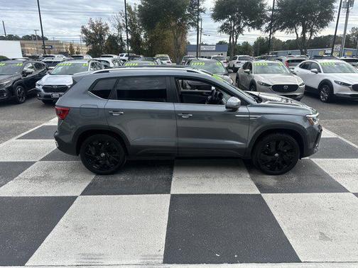 2024 Volkswagen Taos 1.5T SEL