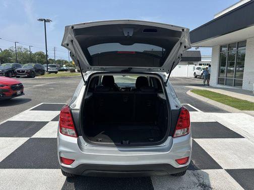 2022 Chevrolet Trax LS