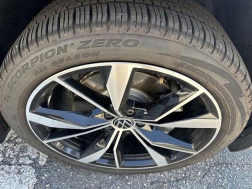 2023 Volkswagen Tiguan 2.0T SEL R-Line 4MOTION