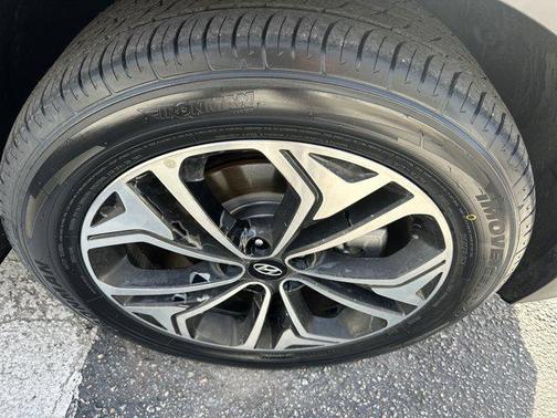 2019 Hyundai SANTA FE Limited 2.0T