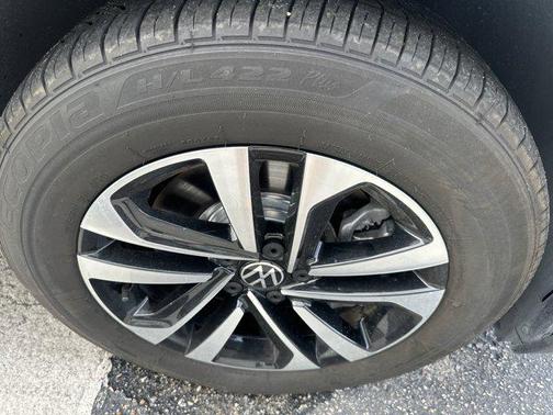 2024 Volkswagen Tiguan 2.0T S