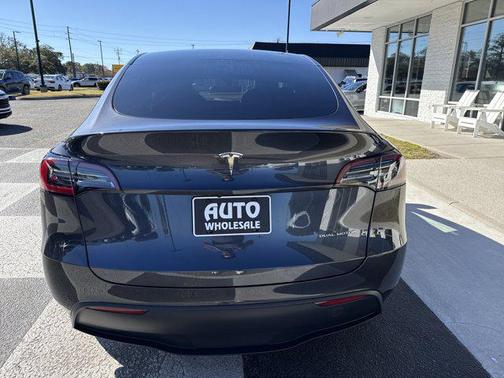 2024 Tesla Model Y Long Range Dual Motor All-Wheel Drive