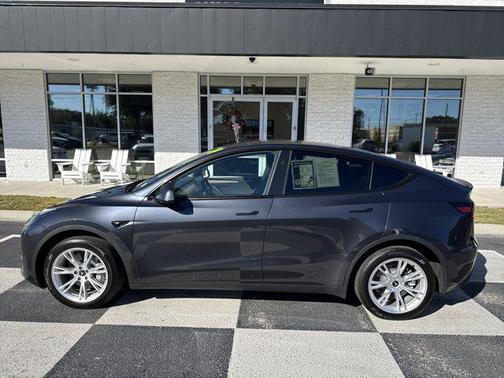 2024 Tesla Model Y Long Range Dual Motor All-Wheel Drive