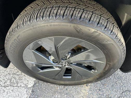 2025 Volkswagen Taos 1.5T S