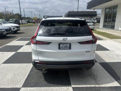 Platinum White Pearl 2025 Honda CR-V Hybrid Sport AWD