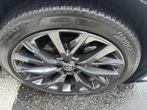 2025 Toyota Crown Signia Limited