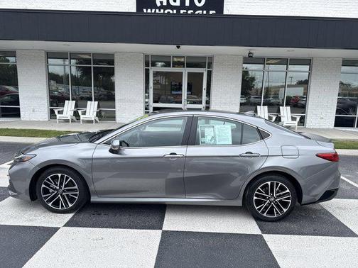 2025 Toyota Camry XLE