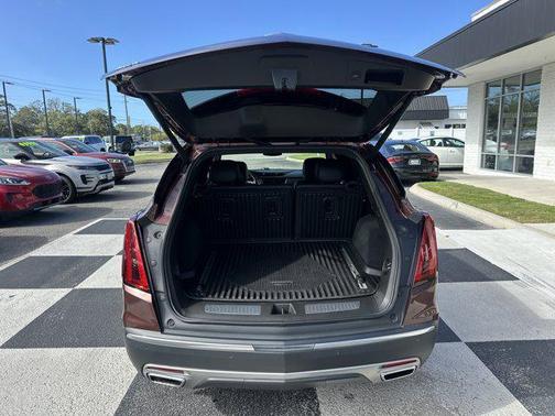 2022 Cadillac XT5 Premium Luxury