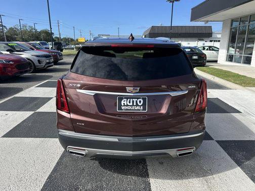 2022 Cadillac XT5 Premium Luxury