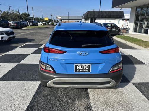 2023 Hyundai KONA SEL
