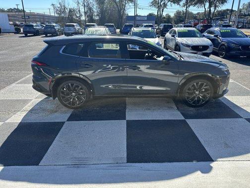 2025 Toyota Crown Signia Limited