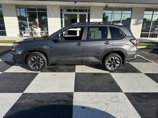 2025 Subaru Forester Premium