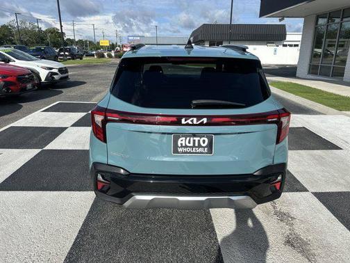 2024 Kia Seltos EX