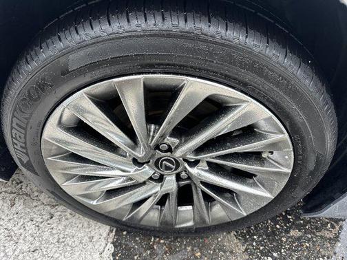 2022 Lexus ES 350 Ultra Luxury