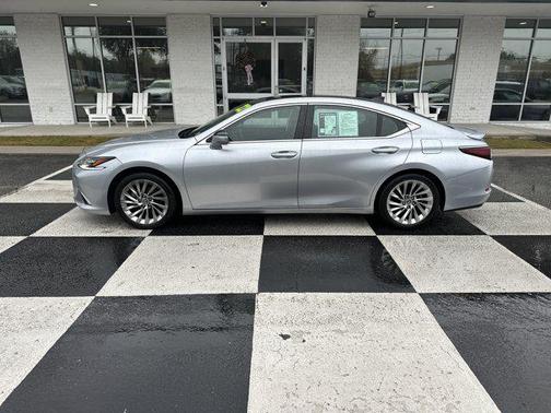 2022 Lexus ES 350 Ultra Luxury