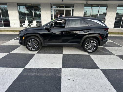 2025 Hyundai TUCSON Hybrid Limited