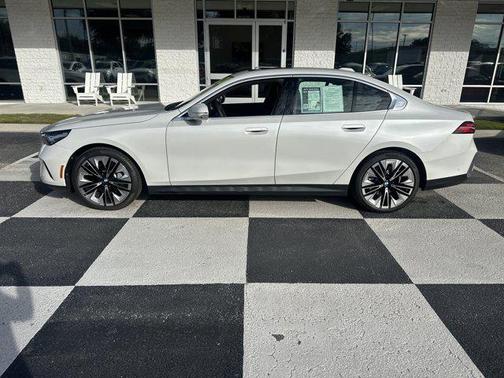 2026 BMW 530 xDrive