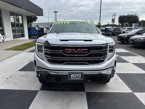 2025 GMC Sierra 1500 SLT