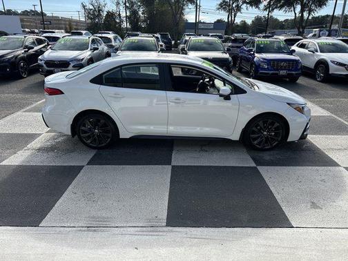 2025 Toyota Corolla SE