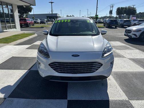2022 Ford Escape Titanium