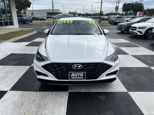 2022 Hyundai SONATA SEL