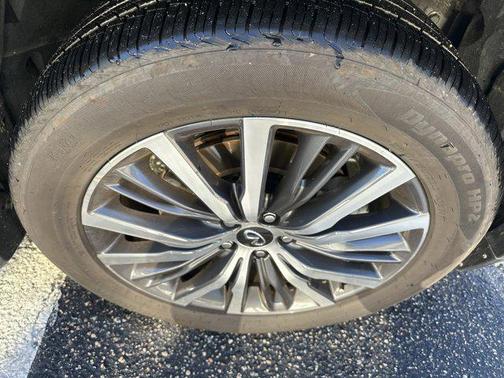 2025 INFINITI QX60 SENSORY