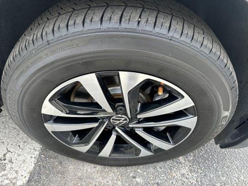 2024 Volkswagen Tiguan 2.0T S