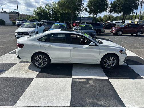 2024 Volkswagen Jetta 1.5T SE