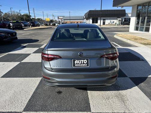 2023 Volkswagen Jetta 1.5T SE