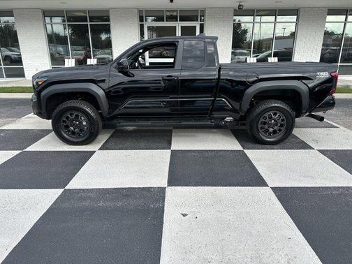 2024 Toyota Tacoma TRD PreRunner 4WD