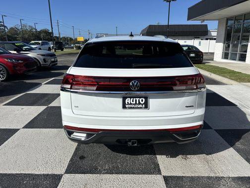 2025 Volkswagen Atlas Cross Sport 2.0T SE w/Technology 4MOTION