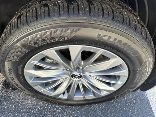 Soul Red Crystal Metallic 2024 Mazda CX-90 3.3 Turbo Preferred