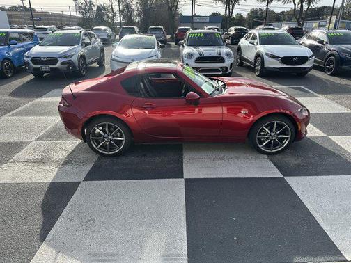 2022 Mazda MX-5 Miata RF Grand Touring