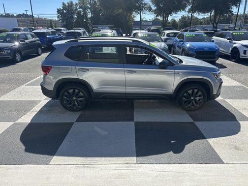 2024 Volkswagen Taos 1.5T S