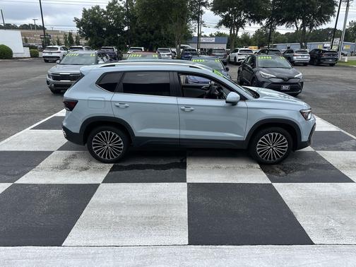 Gray 2025 Volkswagen Taos 1.5T SE